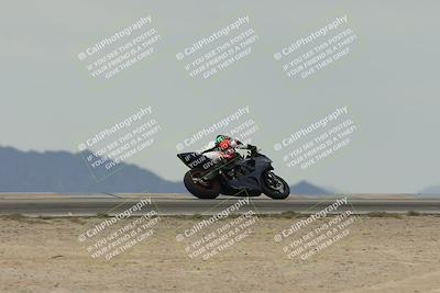 media/Nov-15-2025-Race Pace (Sat) [[8de605a2d8]]/Verified Riders/Turn 4 (1030am)/